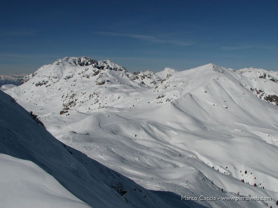 17_Zuccone e cima di Piazzo.JPG